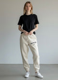 Jogging Nike Dames Beige Sanddrift Geborduurd Logo Vintage Stijl