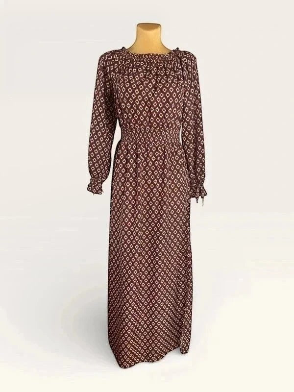Lange bruine boho zomerjurk met ruitmotief Hayden LA – Off-shoulder