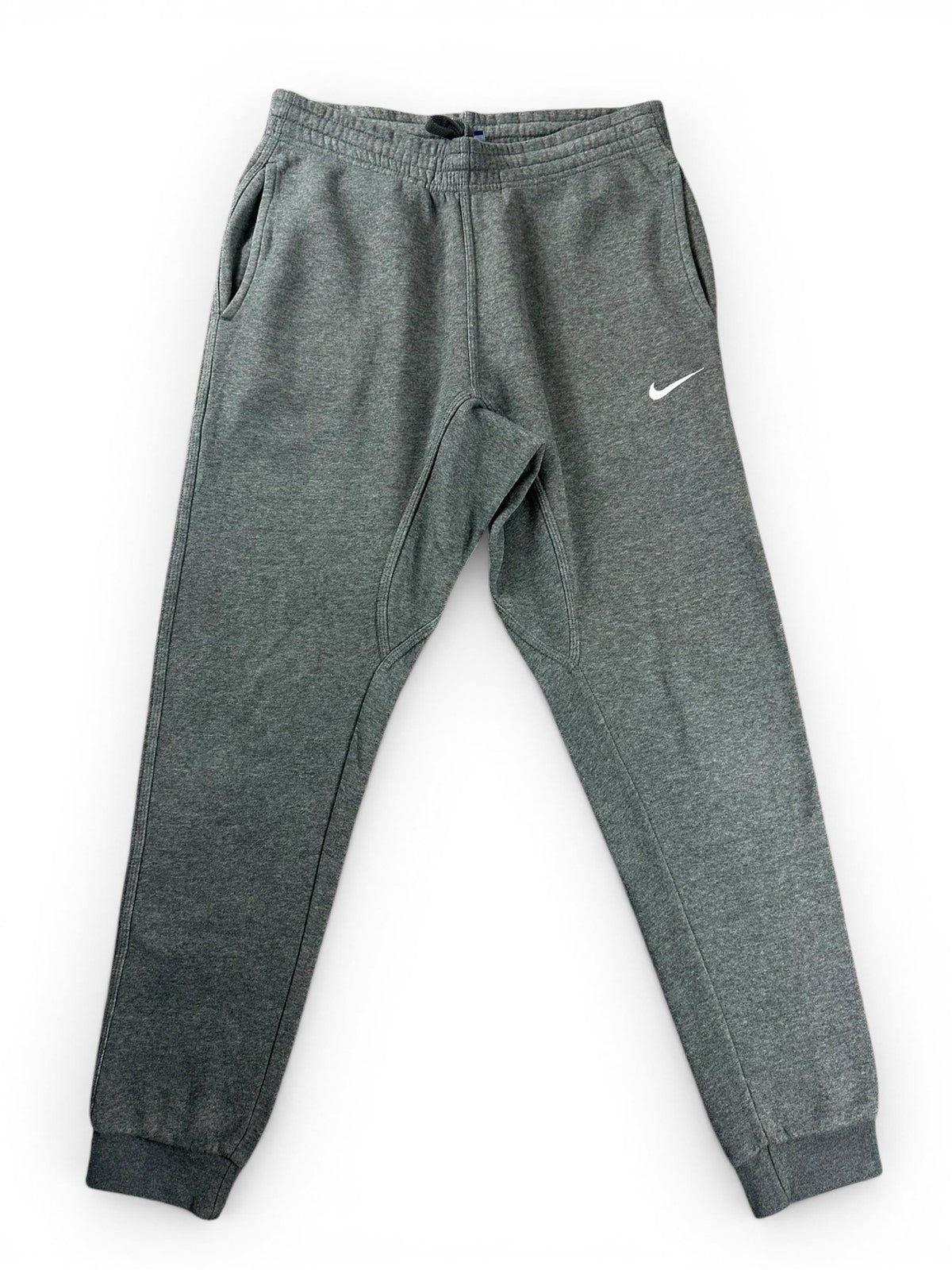 Grijze Nike joggingbroek Solo Swoosh met geborduurd logo