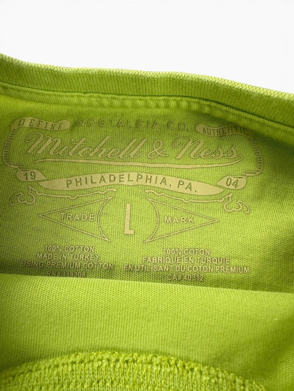 Mitchell & Ness NBA Los Angeles Lakers T-shirt met geborduurd logo - Neon Groen / Lime