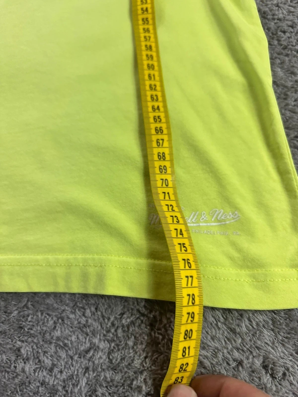 Mitchell & Ness NBA Los Angeles Lakers T-shirt met geborduurd logo - Neon Groen / Lime