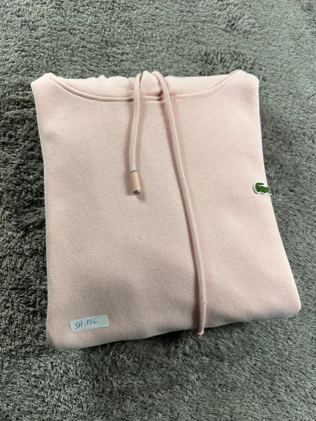 Roze Lacoste Hoodie met geborduurd logo