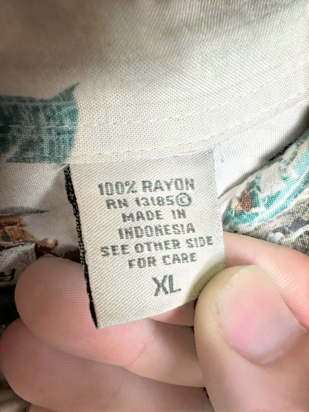 Vintage Batek Bay Hawaiishirt Beige 100% Rayon Surf Stijl