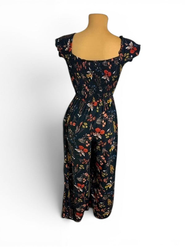 Gevoerde bloemen-jumpsuit in boho-stijl, gemaakt van 100% viscose met een gesmockt bovenlijfje.