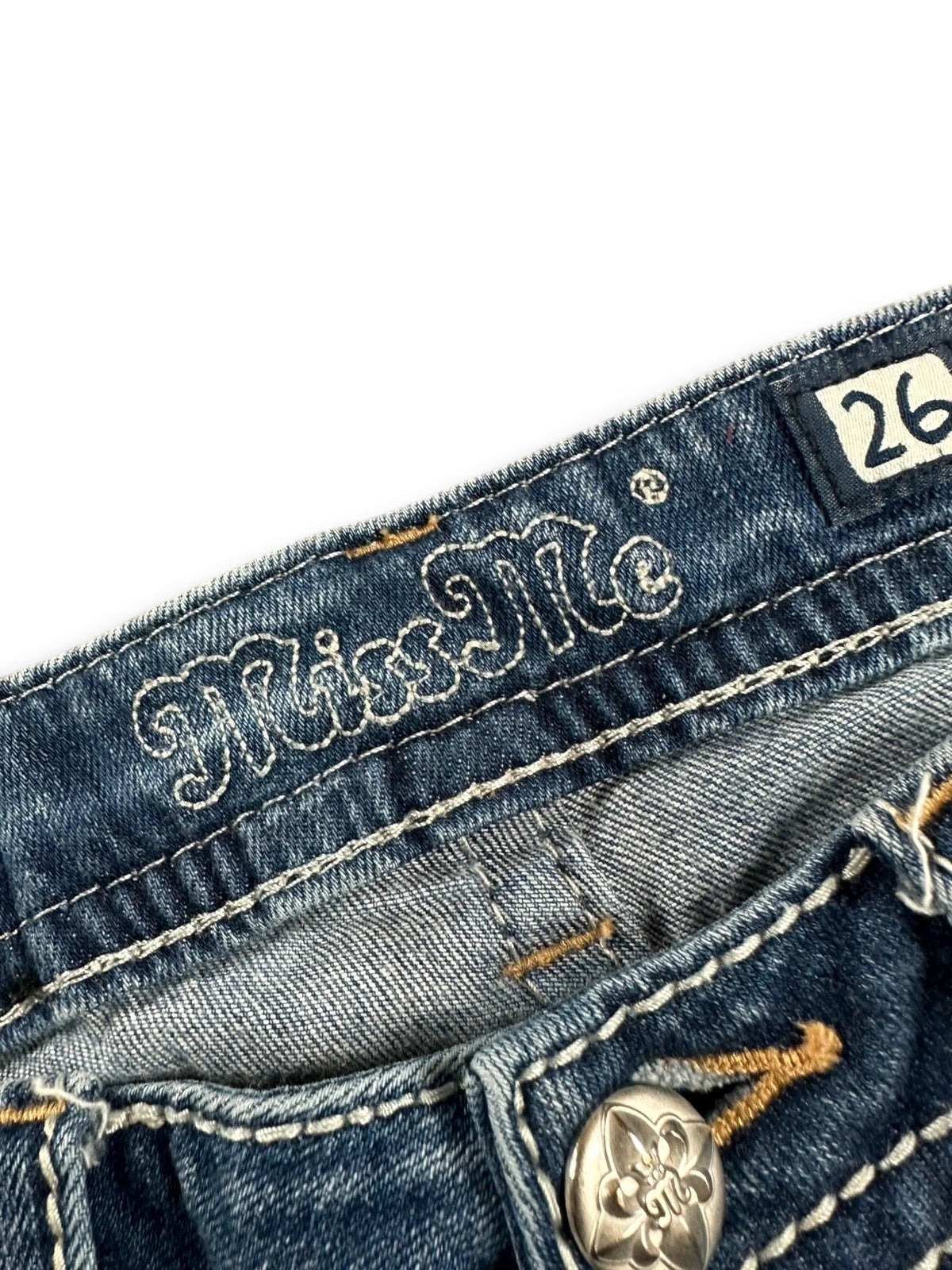 Miss Me Mid Rise Slim Bootcut Jeans Strass Y2K Denim