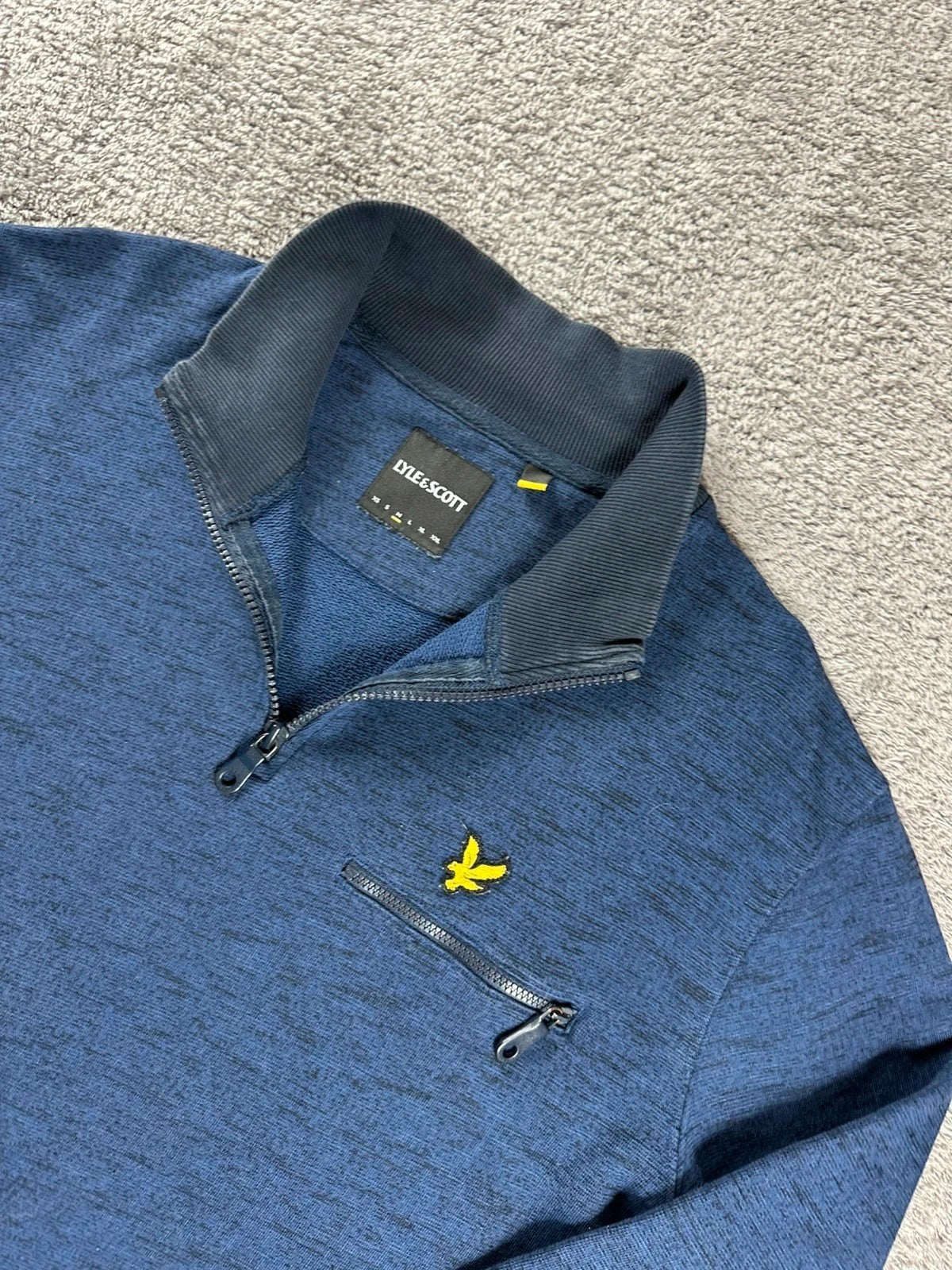Lyle & Scott half-zip trui, marineblauw met geborduurd logo