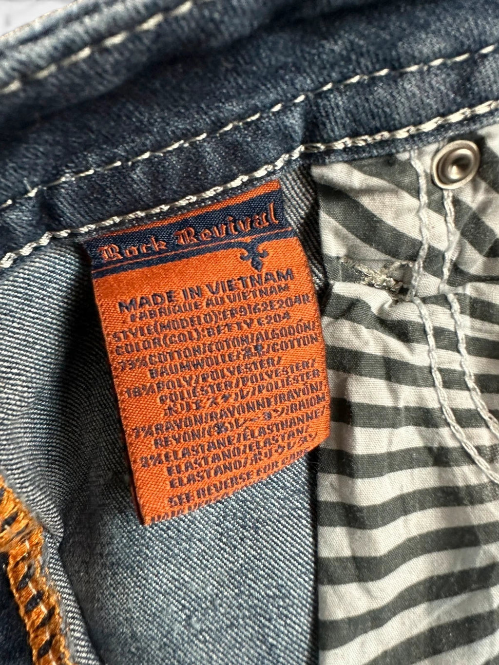 Rock Revival "Betty" Bootcut Jeans Dames Blauw Gewassen Strass
