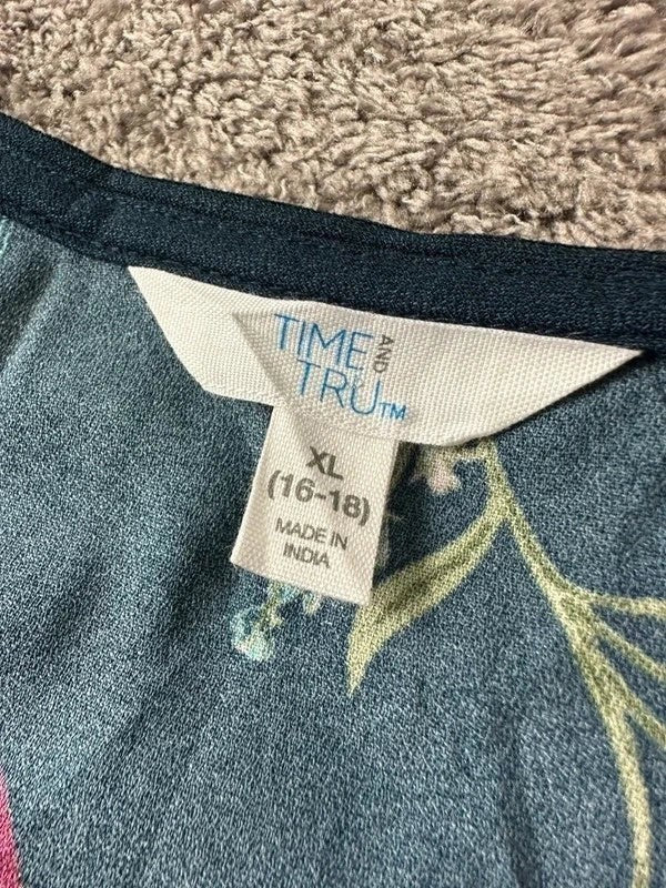 Lange gebloemde overslagjurk blauw Time and Tru – Lange mouwen
