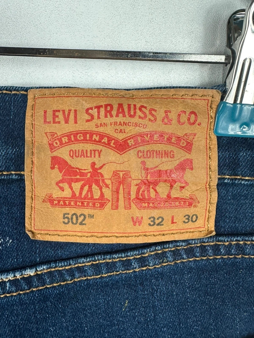 Jean Levi's 502 Taper Bleu Brut Taches de Peinture / Paint Splatter