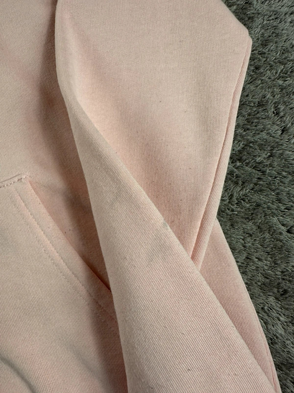 Roze Lacoste Hoodie met geborduurd logo