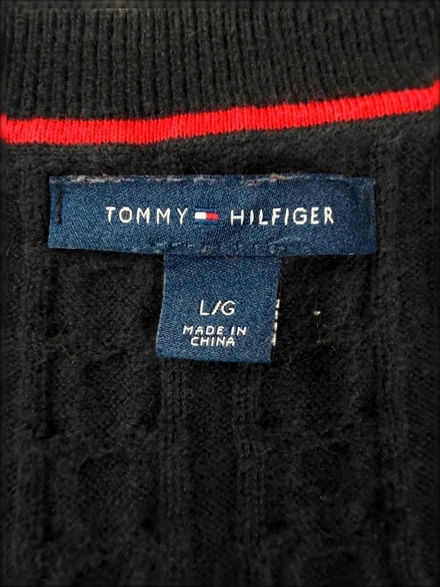 Zwarte Tommy Hilfiger trui met ronde hals, kabelgebreid en geborduurd logo