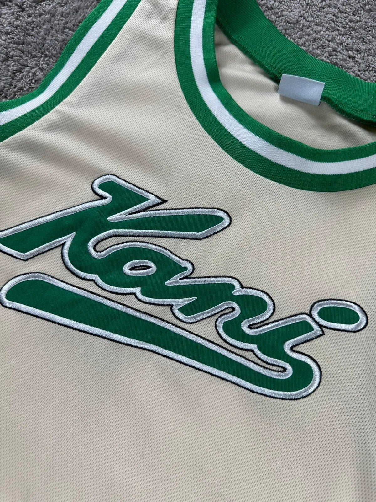 Karl Kani Vintage Basketball Jersey - Crème/Groen - Y2K Hip Hop Stijl