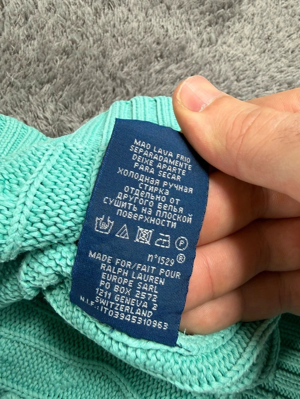 Ralph Lauren kabeltrui met ronde hals, turquoise met rood geborduurd logo