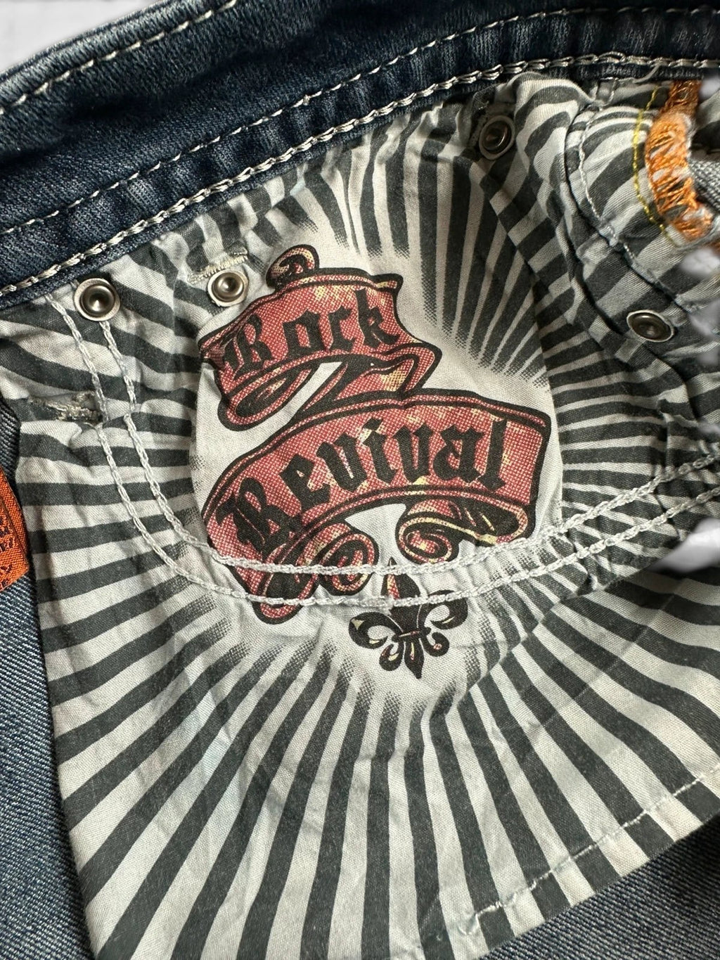 Rock Revival "Betty" Bootcut Jeans Dames Blauw Gewassen Strass