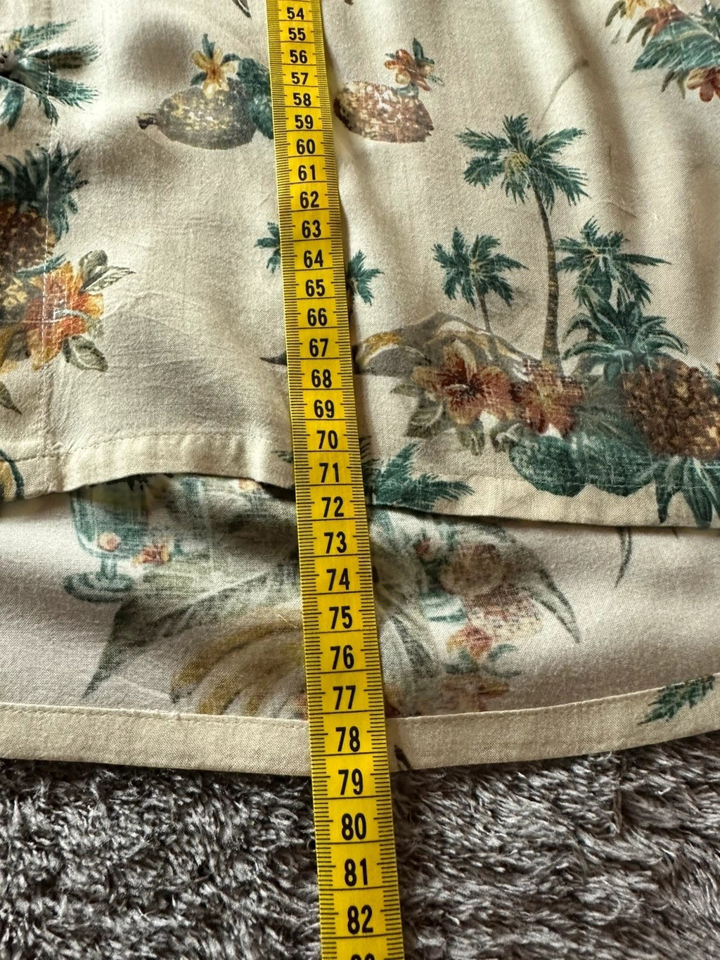 Vintage Batek Bay Hawaiishirt Beige 100% Rayon Surf Stijl