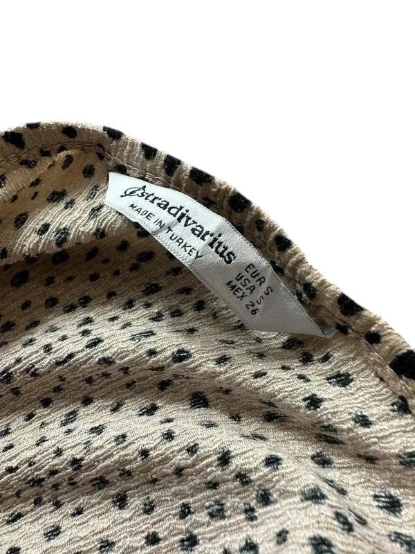 Zomerse jumpsuit Stradivarius crème-wit zwarte stippen bandjes met ruches